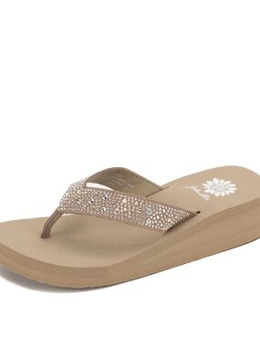 YELLOW BOX AFRICA TAUPE SANDALS MEDIUM WIDTH NEW IN BOX Genuinel leather strap